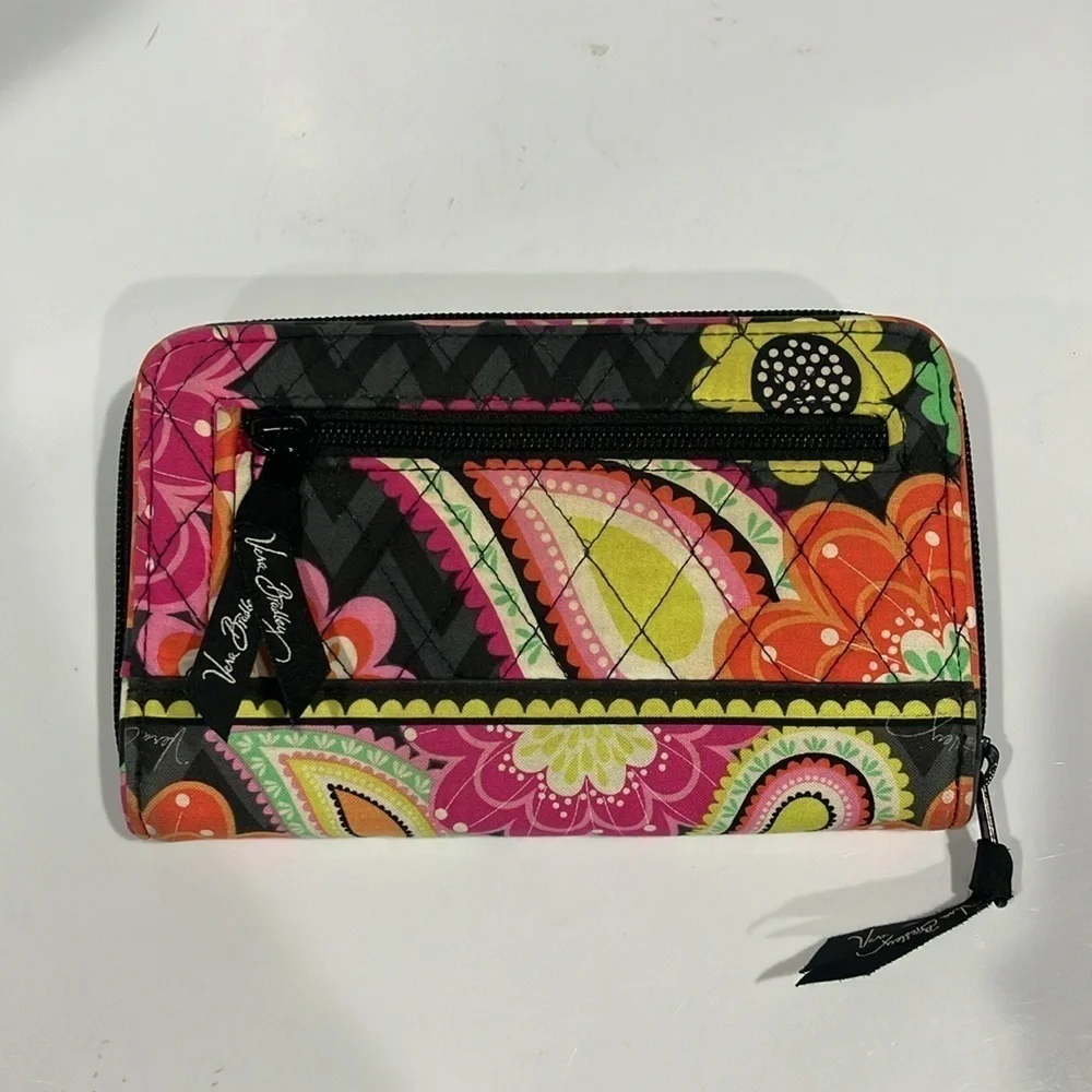Vera Bradley Ziggy Zinnia‎ turn lock wallet - Picture 6 of 7
